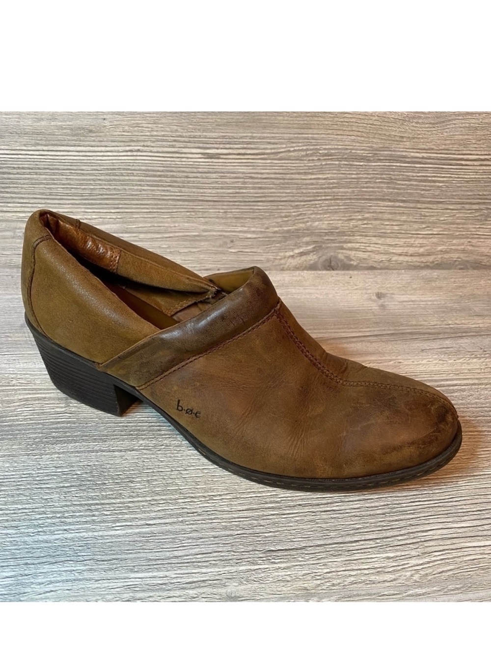 BOC Born concepts woman’s brown leather mule bootie clog Kinney bc0546